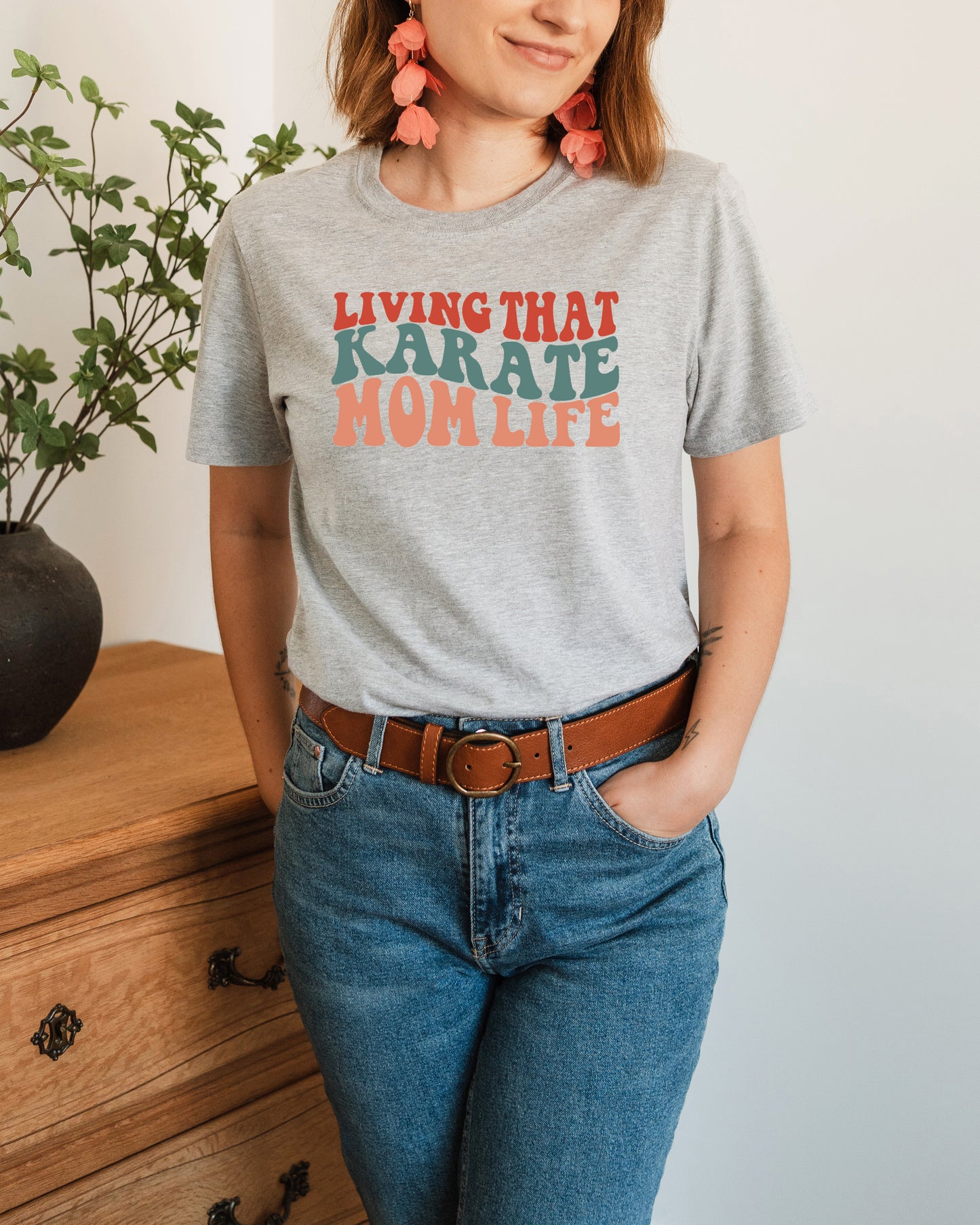 Living that Karate Mom Life Wavy Text Tee Unisex Fit T-Shirt, Adult